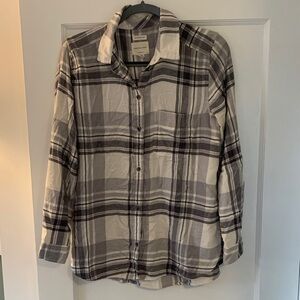 American Eagle Plaid Button-Up Shirt